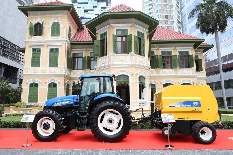 เคส ไอเอช (Case IH) บุกตลาดรถตัดอ้อยในไทยเต็มตัว